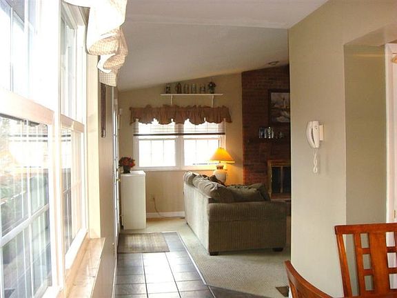 4th image of 5506 Kirby Ave