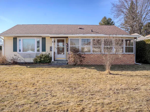 11 Tom Miller Rd, Plattsburgh, NY 12901