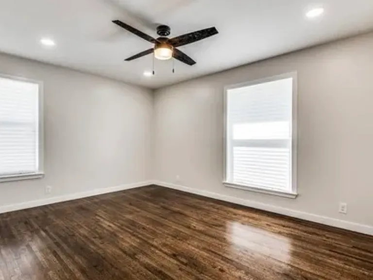 2050 Oates Cir — Photo 9