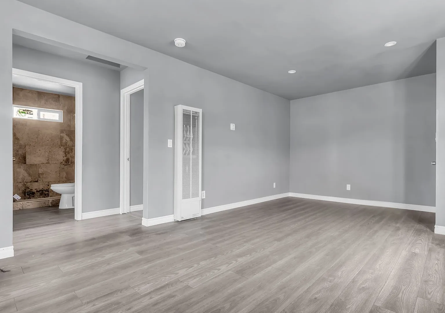 1515 East L Street — Photo 1