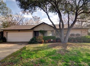 6605 Woodway Dr, Fort Worth, TX 76133