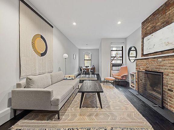 2nd image of 521 Dean St APT 6