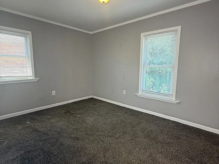151 Calvert St — Photo 22