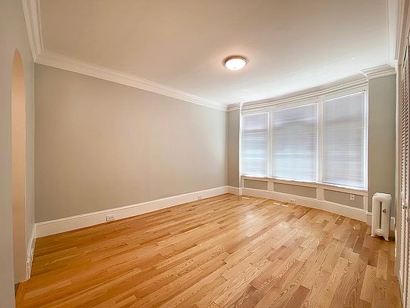2nd image of 626 Bush St #306