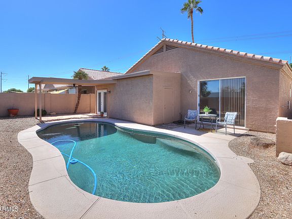 2nd image of 687 N GREGORY Place