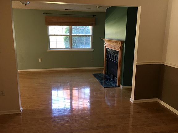 living room-dinning room