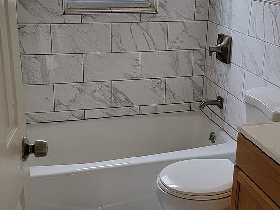3rd image of 81 Stevens Ave #1