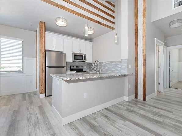 16053 N Franklin Blvd #16053-16053-204