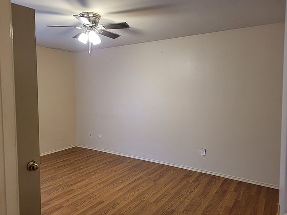 3rd image of 9604 Nightjar Dr #B