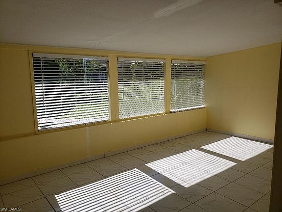 5th image of 413 NW 1st Ave
