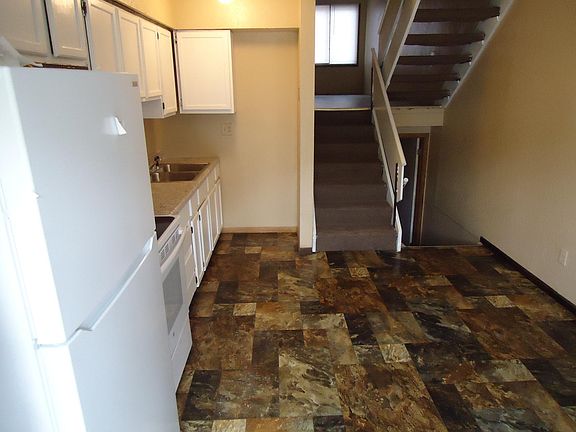 3rd image of 6036 83rd Pkwy N