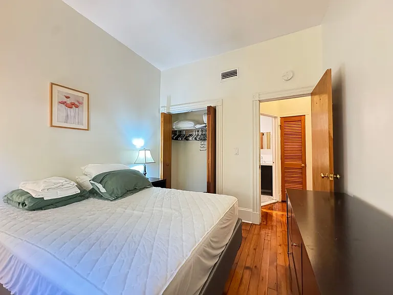 10 Mechanic St — Photo 18