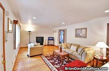 4th image of 225 Randolph Ave