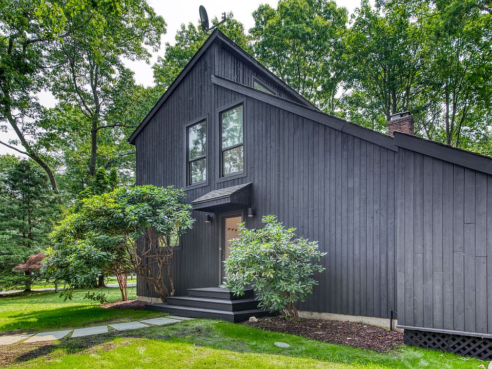 60 Gardiner Ave, East Hampton, NY 11937 Zillow