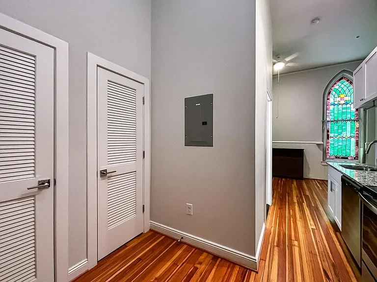 In-unit laundry