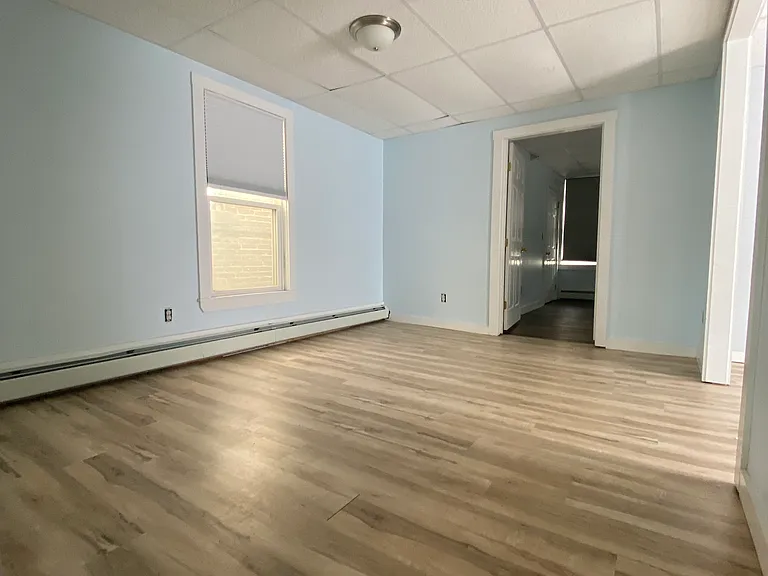 12 Main St #1 — Photo 10