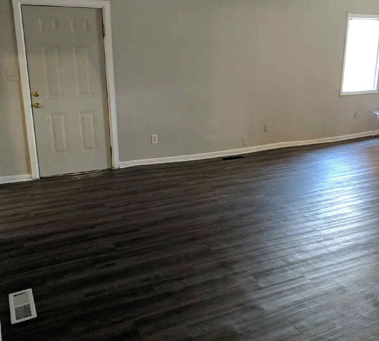 482 South Water Avenue - 2 — Photo 4
