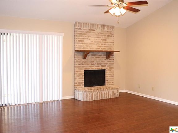 3rd image of 510 Waterford Dr