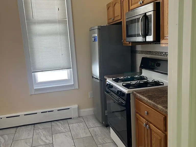 3306 Hudson Ave #2 — Photo 6