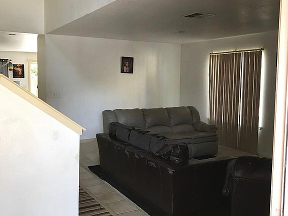 4th image of 2740 Swan Ln