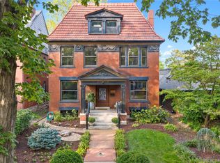 4749 Westminster Pl, Saint Louis, MO 63108