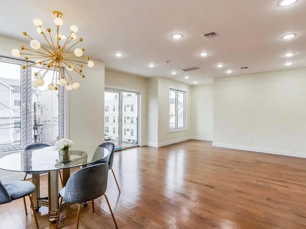 250 22nd St Floor 2, Irvington, NJ 07111