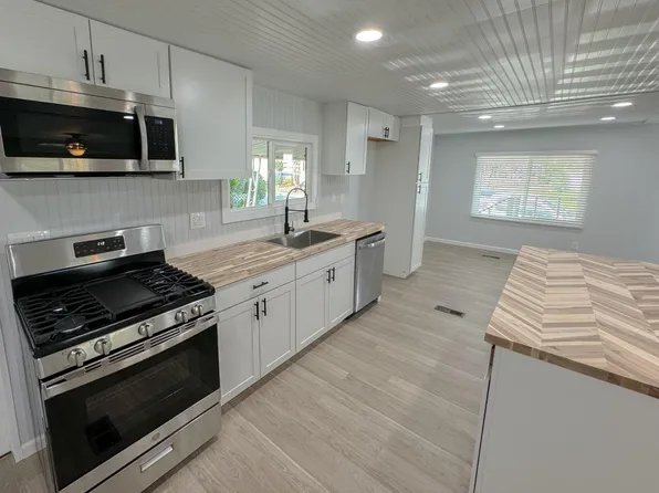 5824 Eureka Ln #79, Sacramento, CA 95842