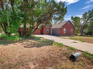 1916 Ireland Dr, Leander, TX 78641