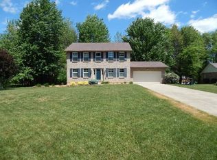 1462 Elmbrooke Ct, Amelia, OH 45102