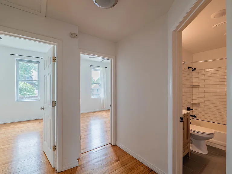 3972 Russell Blvd — Photo 6