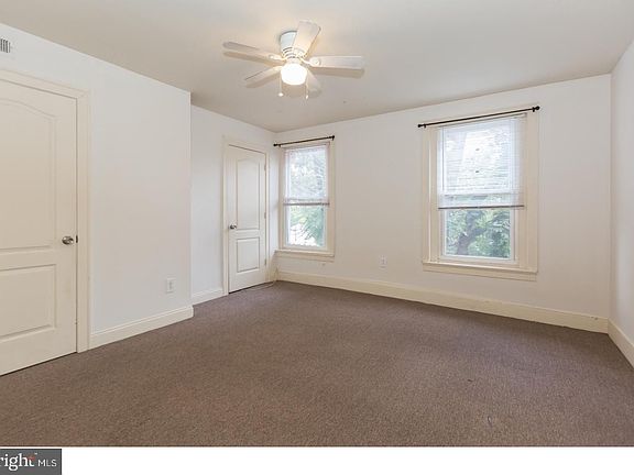 5th image of 318 N 32nd St