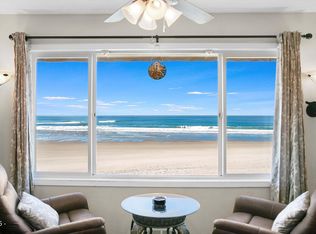 145 NW Inlet Ave #221, Lincoln City, OR