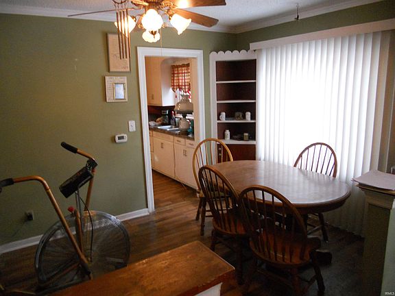 5th image of 212 West St