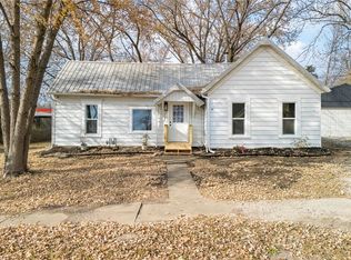 506 Maple St, Lathrop, MO 64465