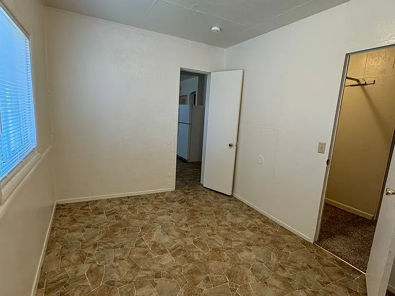 1250 Madison St — Photo 25