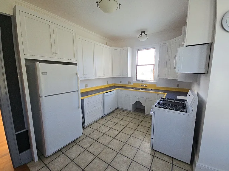 2754 Van Duzen St — Photo 14