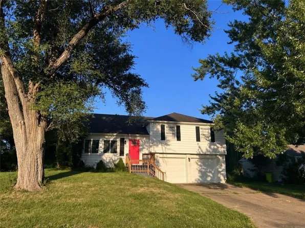 715 Colbern St, Belton, MO 64012