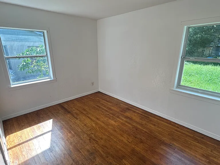 3330 NW Avenue J — Photo 15