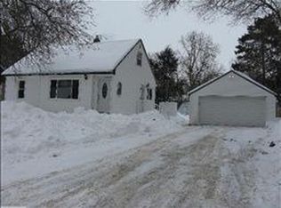 10 Park Dr, Circle Pines, MN 55014