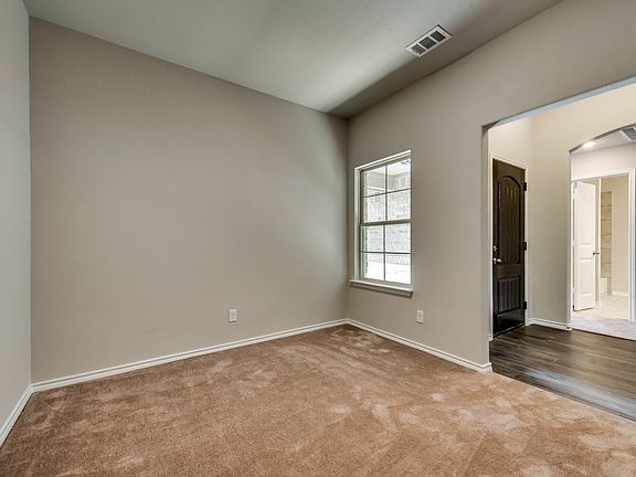 4th image of 4015 Marana Dr