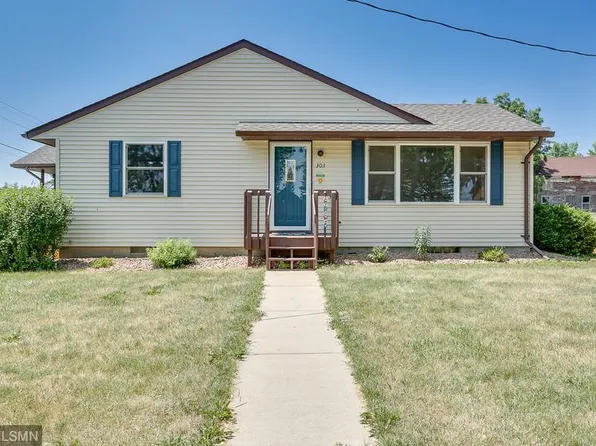 303 Main St N, Lonsdale, MN 55046