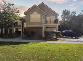 56059 Chesapeake Cir, Shelby Township, MI 48316