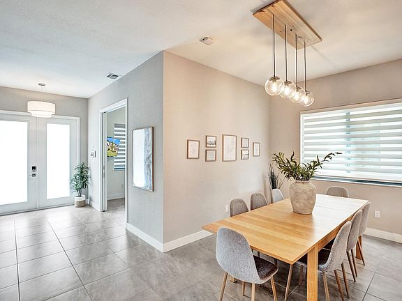 4th image of 10805 Oceano Way
