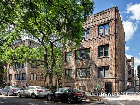 2nd image of 3720 N Pine Grove Ave #0e6bb22b9