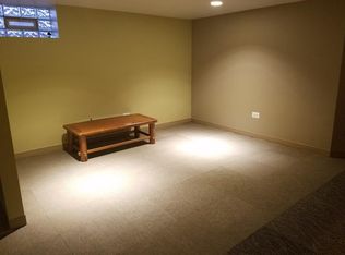 3066 N Nottingham Ave #BASEMENT, Chicago, IL