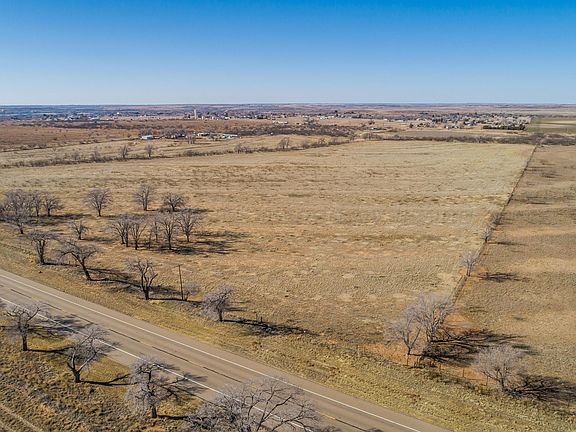 4th image of 1 Highway 70