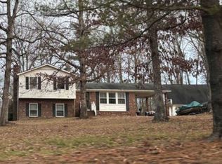 5917 Jefferson Davis Hwy, Woodford, VA 22580