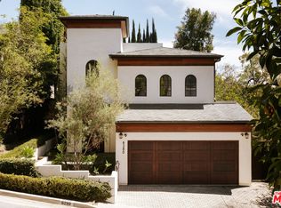 6280 Ivarene Ave, Los Angeles, CA 90068