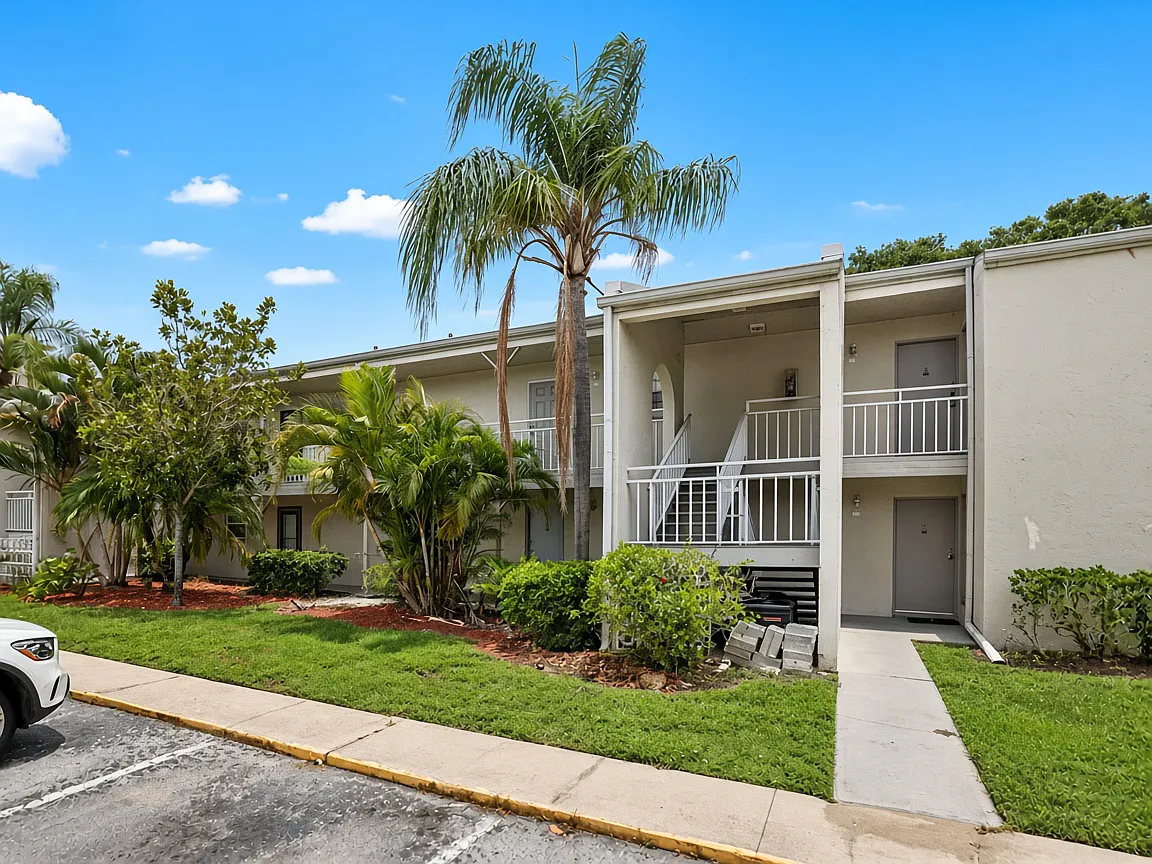 1 bed, 700 sqft, $1,500 — Photo 1
