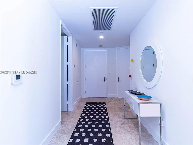 15811 Collins Ave #2103 — Photo 12